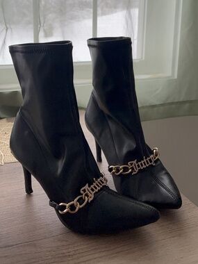 Juicy Couture Black Leather w/ Gold Chain Ankle Boots